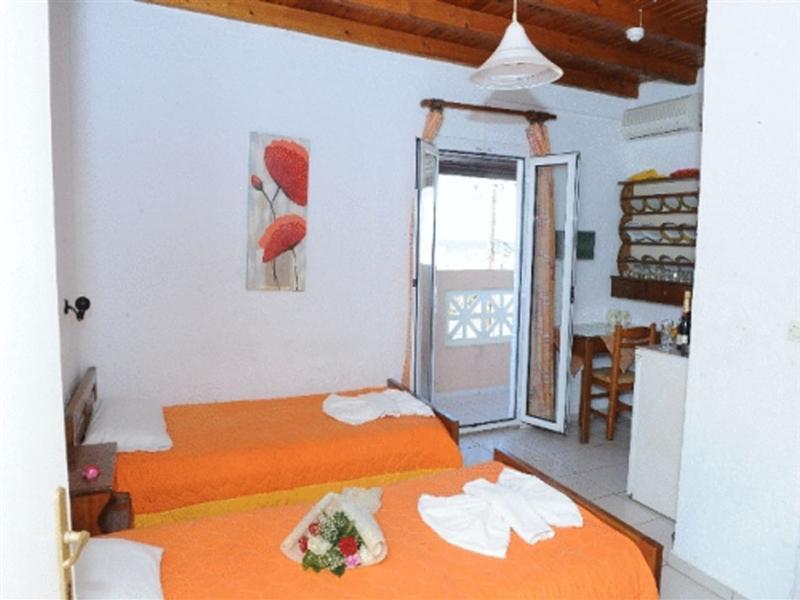 Kastro Beach Apartments Mália Kültér fotó